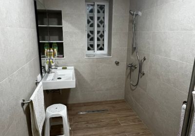 Baño para movilidad reducida / Bathroom for reduced mobility