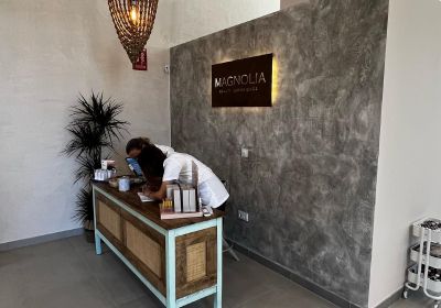 Salón de belleza Magnolia / Magnolia Beauty Salon